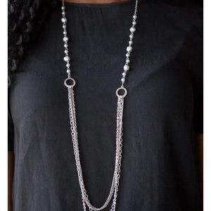 Paparazzi Silver Contemporary Cadence Necklace Set